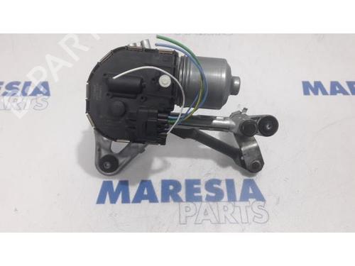 Used Front wiper motor PEUGEOT 5008 (0U_, 0E_) 1.6 16V (156 hp) 31412507