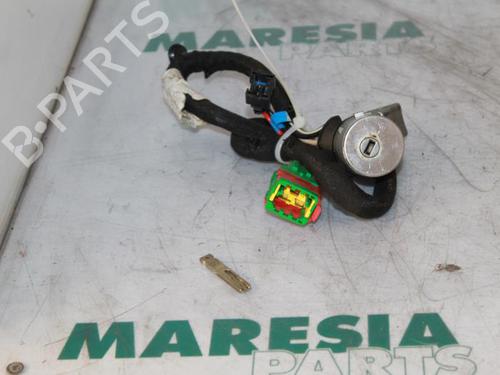 Used Ignition barrel PEUGEOT 807 (EB_) 2.0 (136 hp) 31506660