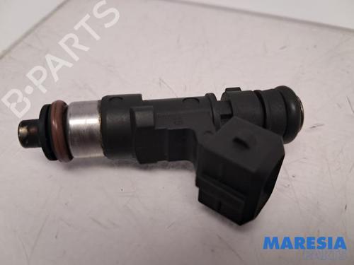 Inyector Inyector FIAT 500 (312_) 1.4 (312AXC1B, 312CXC1B) (100 hp) 37180704 37180704