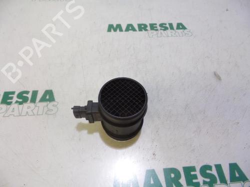 Used Mass air flow sensor FIAT DOBLO Cargo (263_) 1.6 D Multijet (263WXD1B, 263WXR1B, 263WXX1B, 263ZXD1B,... (105 hp) 31471611