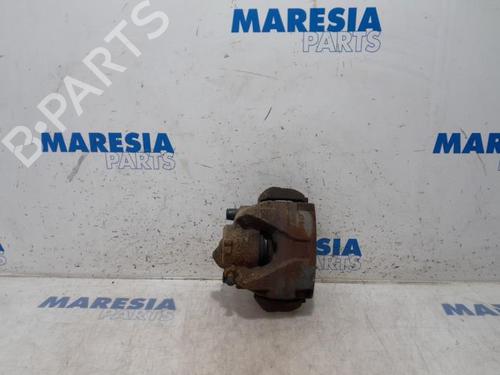 Used Right front brake caliper RENAULT MEGANE III Coupe (DZ0/1_) 1.4 TCe (DZ0F, DZ1V) (131 hp) 31523172