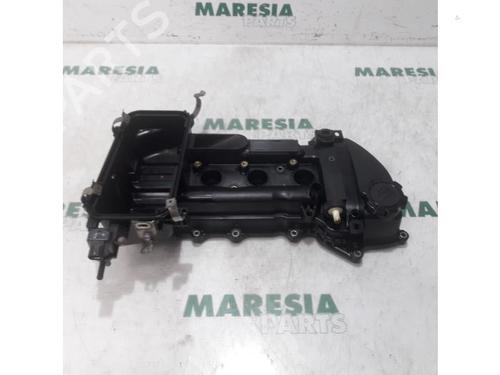 Used Valve cover CITROËN C1 (PM_, PN_) 1.0 (68 hp) 31418125