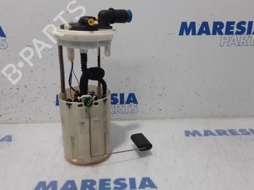 Used Fuel pump IVECO DAILY IV Van 29L14 C, 29L14 C/P, 29L14 V, 29L14 V/P (136 hp) 31504171