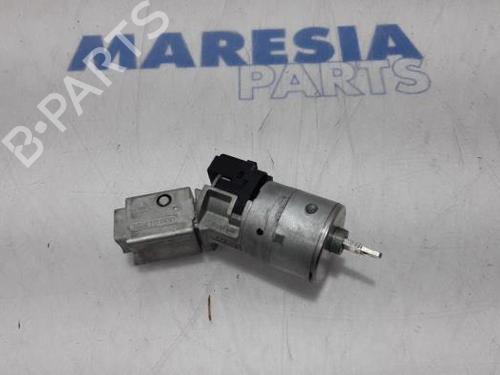 Used Ignition barrel PEUGEOT 5008 (0U_, 0E_) 1.6 HDi (110 hp) 31483579