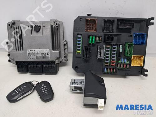 Used Engine control unit (ECU) Engine control unit (ECU) PEUGEOT 308 II (LB_, LP_, LW_, LH_, L3_) 1.6 THP 125 (125 hp) 32011917 32011917