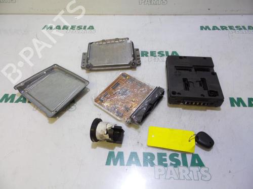 Used Engine control unit (ECU) RENAULT SCÉNIC I MPV (JA0/1_, FA0_) 2.0 16V (JA1B, JA1D, JA0C) (139 hp) 31493300