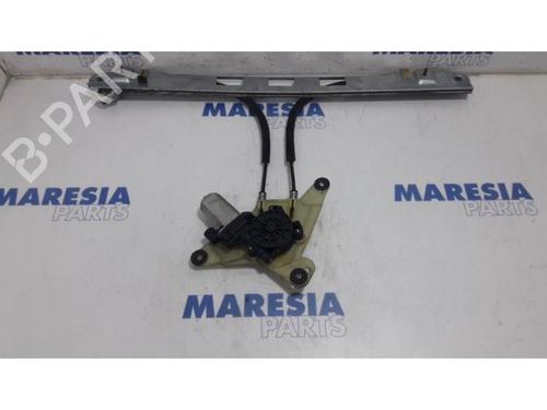 vindusheismekanisme-hyre-foran-renault-master-iii-van-fv-2010-31475892 main image