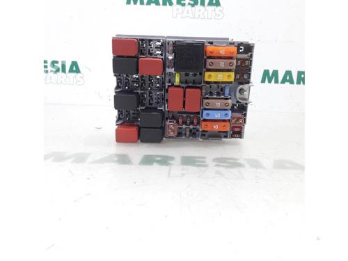 Fuse box FIAT 500X (334_) 1.6 (334AXE1A) | BP31426697E1