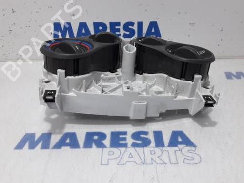 Used Climate control FIAT PANDA (169_) 1.2 (169.AXB11, 169.AXB1A) (60 hp) 31433930