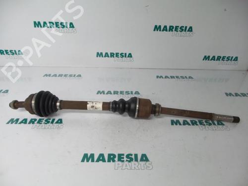 Used Right front driveshaft PEUGEOT 307 Break (3E) 2.0 HDI 90 (90 hp) 31531909