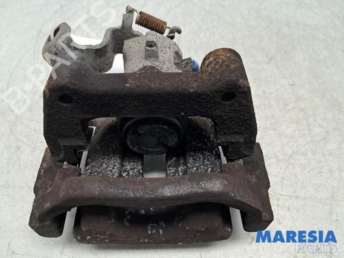 Used Right rear brake caliper PEUGEOT 5008 (0U_, 0E_) 1.6 16V (156 hp) 31632024