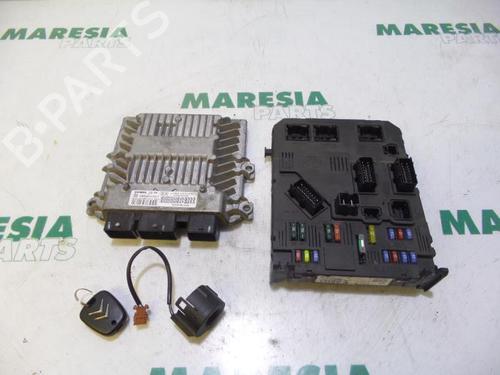 Used Engine control unit (ECU) CITROËN C3 Pluriel (HB_) 1.4 HDi (68 hp) 31440905