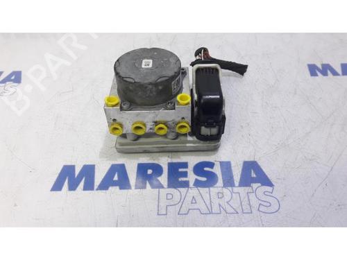 Used ABS pump CITROËN C3 II (SC_) 1.6 HDi (92 hp) 31472913