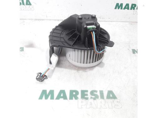 Used Heater blower motor RENAULT MASTER III Platform/Chassis (EV, HV, UV) 2.3 dCi 125 FWD (EV0C, EV0D, EV0J, HV0C, HV0D, HV0H,... (125 hp) 31422499