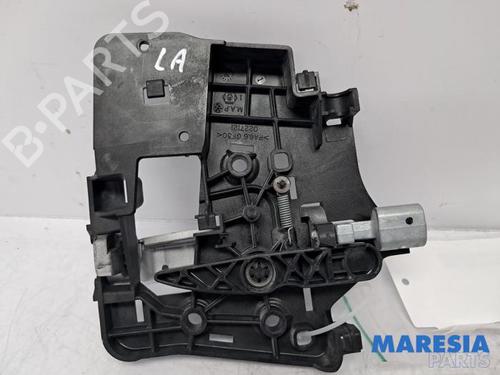 Venstre bagtil udvendigt håndtag CITROËN BERLINGO MULTISPACE (B9) 1.6 VTi 120 | BP31515831C130