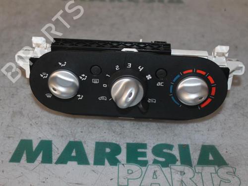 Used Climate control RENAULT TWINGO II (CN0_) 1.2 16V (CN0K, CN0V, CN0A) (76 hp) 31530330