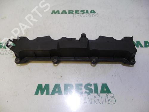 Used Valve cover PEUGEOT 1007 (KM_) 1.6 16V (109 hp) 31526667