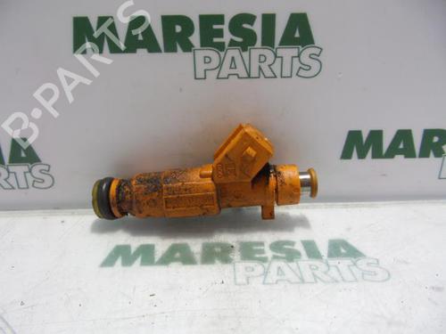 injector-alfa-romeo-145-930_-1994-1995-1996-1997-1998-1999-2000-2001-31399995 main image