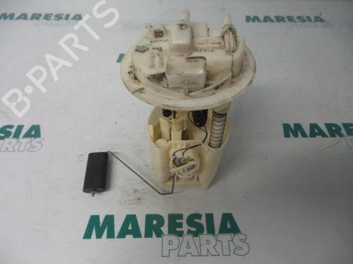 Used Fuel pump PEUGEOT 206 Hatchback (2A/C) 1.4 i (75 hp) 31512675