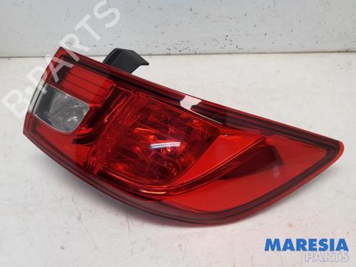 Used Right taillight RENAULT CLIO IV (BH_) 1.2 TCe 120 (BHM0) (120 hp) 31386624