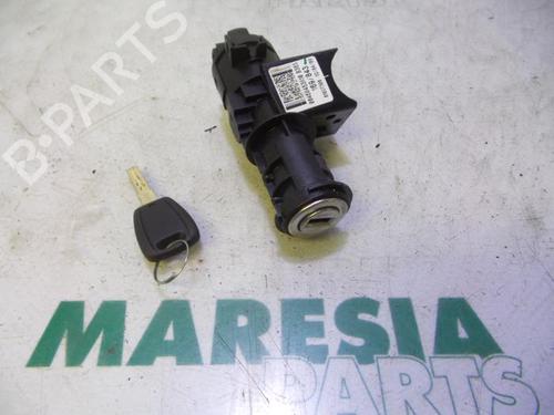 Used Ignition barrel FIAT PANDA (169_) 1.2 (169.AXB11, 169.AXB1A) (60 hp) 31399989