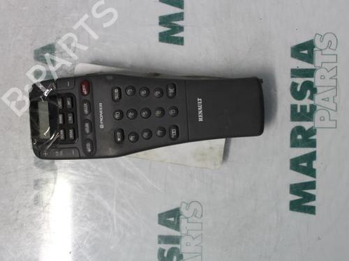 Used Radio Radio RENAULT ESPACE III (JE0_) 3.0 V6 24V (JE0G, JE0R) (190 hp) 31423172 31423172