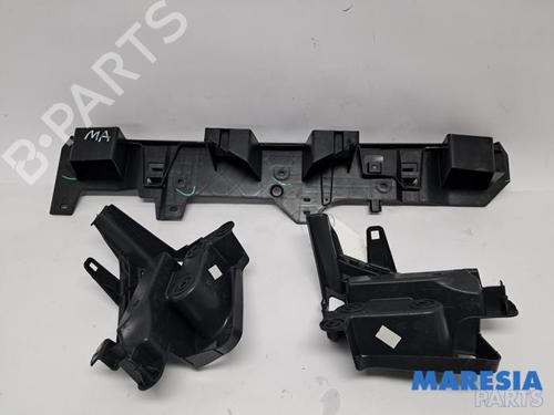 Used Support Support PEUGEOT 208 II (UB_, UP_, UW_, UJ_) 1.2 PureTech 100 (101 hp) 40235532 40235532