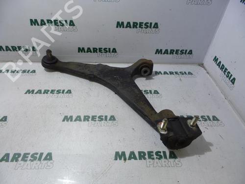 Used Left front suspension arm PEUGEOT 106 I (1A, 1C) 1.0 (50 hp) 31417394