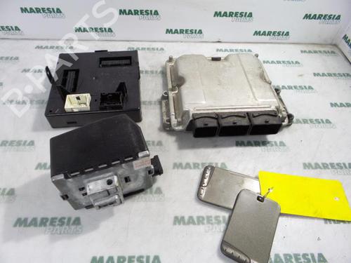 Used Engine control unit (ECU) RENAULT LAGUNA II (BG0/1_) 2.2 dCi (BG0F) (150 hp) 31506304