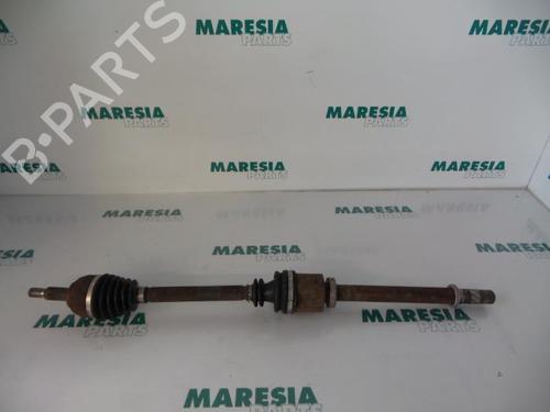 Used Right front driveshaft RENAULT SCÉNIC II (JM0/1_) 1.9 dCi (JM0G, JM12, JM1G, JM2C) (120 hp) 31432698