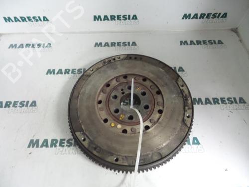 Kopling /lamell FIAT STRADA Pickup (178_, 278_) 1.9 JTD (80 hp) 31504870