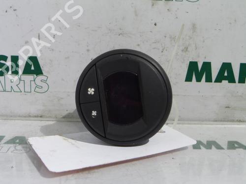 climate-control-renault-espace-iv-jk01_-2002-31450042 main image