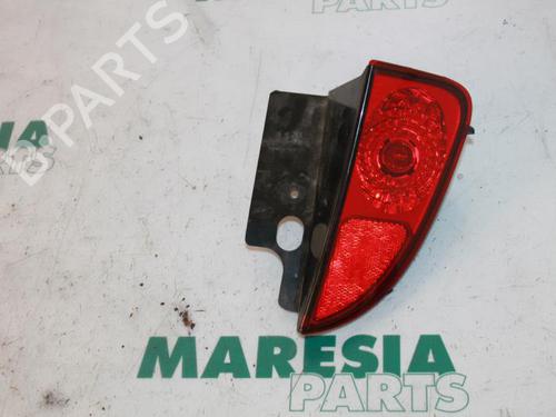 Used Right taillight RENAULT ESPACE IV (JK0/1_) 2.0 Turbo (JK0A, JK0B, JK0N) (163 hp) 31455094