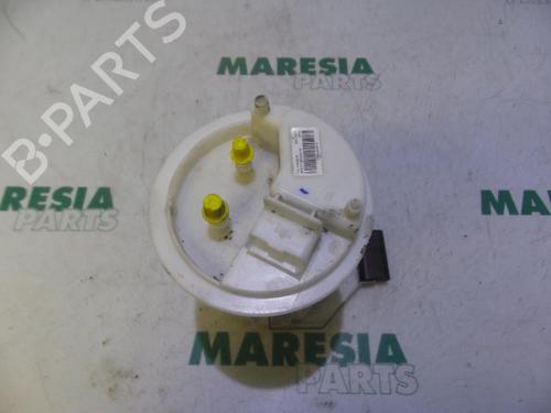 Used Fuel pump FIAT FIORINO Box Body/MPV (225_) 1.3 D Multijet (225BXD1A, 225BXB1A, 225BXB11) (75 hp) 31490845