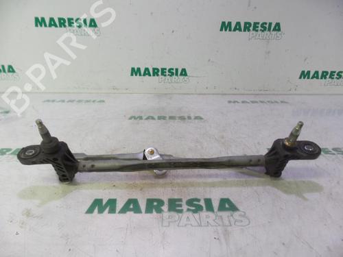 front-wipers-mechanism-fiat-500-312_-2007-31446394 main image