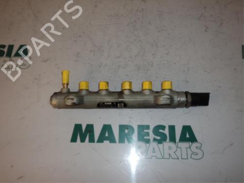 Used Injection rail RENAULT ESPACE IV (JK0/1_) 2.2 dCi (JK0H) (150 hp) 31487664