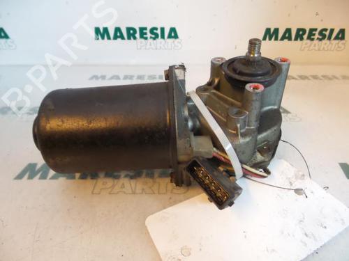 Used Front wiper motor FIAT SCUDO Van (220_) 1.9 D (69 hp) 31533379