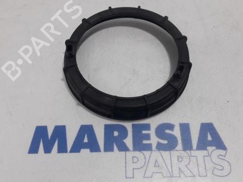 Used Fuel pump PEUGEOT 308 SW I (4E_, 4H_) 1.6 HDi (112 hp) 31444199