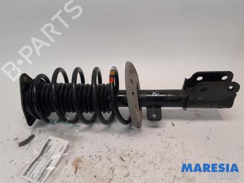 Used Right front shock absorber Right front shock absorber 31411705 31411705
