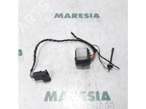 Used Electronic sensor RENAULT MEGANE III Grandtour (KZ0/1) 1.5 dCi (KZ0C, KZ1A) (90 hp) 31479482