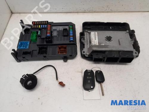 Used Engine control unit (ECU) CITROËN C4 CACTUS 1.2 VTi 82 (82 hp) 31495201