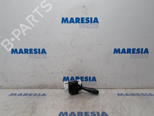 Used Steering column stalk RENAULT TRAFIC III Van (FG_) 1.6 dCi 90 (FGME) (90 hp) 31424557