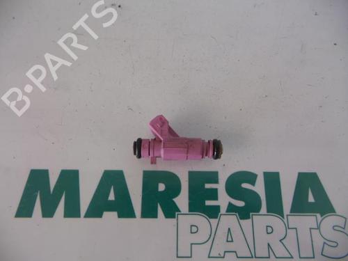 Used Injector FIAT BRAVO II (198_) 1.4 (198AXA1B) (90 hp) 31513478