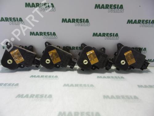 other-renault-laguna-ii-grandtour-kg01_-2001-2002-2003-2004-2005-2006-2007-31400865 main image