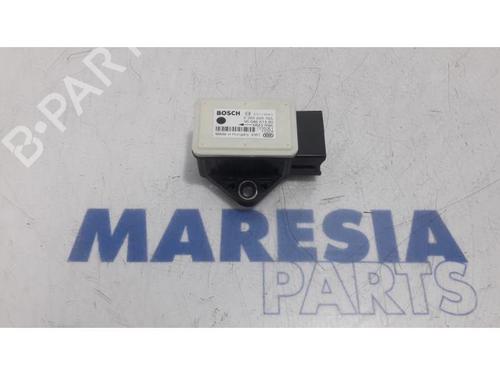 Used Electronic module PEUGEOT 3008 I MPV (0U_) 1.6 VTi (120 hp) 31521286