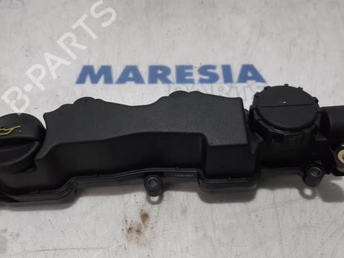 Used Valve cover PEUGEOT EXPERT Van (VF3A_, VF3U_, VF3X_) 1.6 HDi 90 16V (90 hp) 31523004