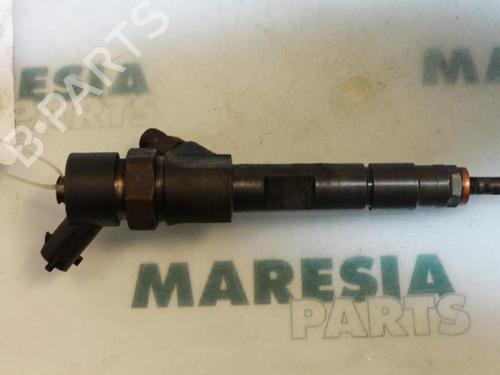 Used Injector Injector RENAULT LAGUNA II Grandtour (KG0/1_) 1.9 dCi (KG0G) (120 hp) 31525288 31525288