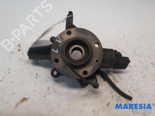 Used Left front steering knuckle PEUGEOT 5008 (0U_, 0E_) 1.6 16V (156 hp) 31488728