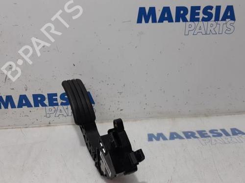 Used Electronic module RENAULT SCÉNIC III (JZ0/1_) 1.6 16V (JZ0U, JZ1B) (110 hp) 31508144