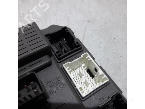 Fuse box CITROËN C5 I (DC_) 1.8 16V (DC6FZB, DC6FZE) | BP31477490E1 